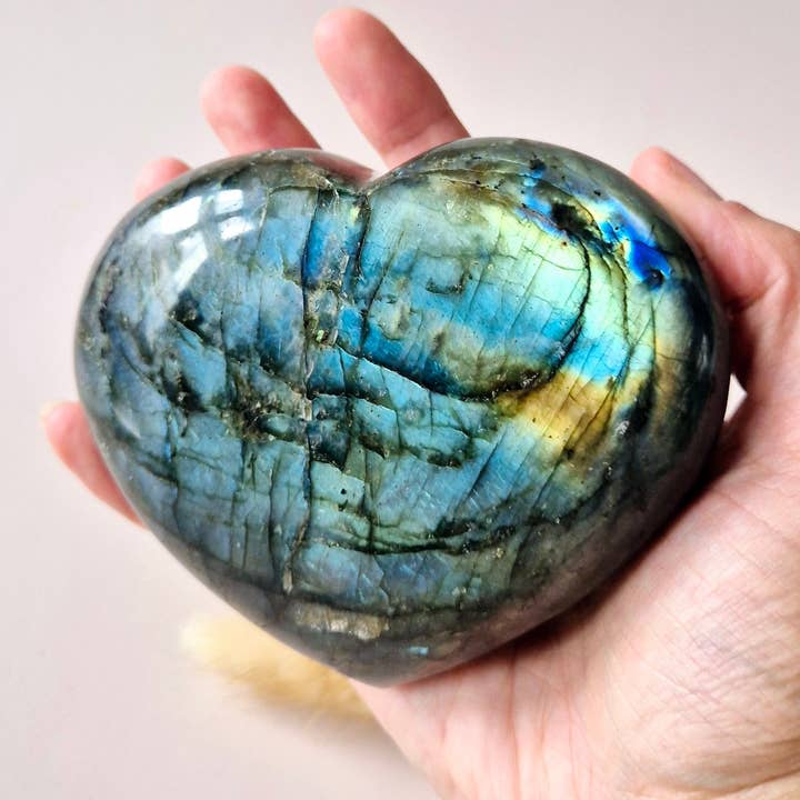 XL Coração de Labradorite (591g) em suporte – Com Flash Espectacular & Padrão de Estrelas por atacado de Moonlight Gemstones