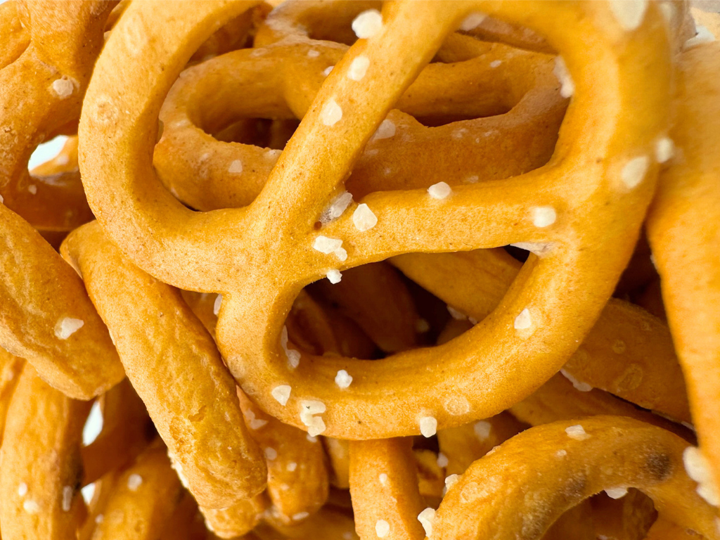 Martin's Country Store LLC - Vente Bretzels - BRETZELS AU PETIT FROMAGE 5,5 oz1