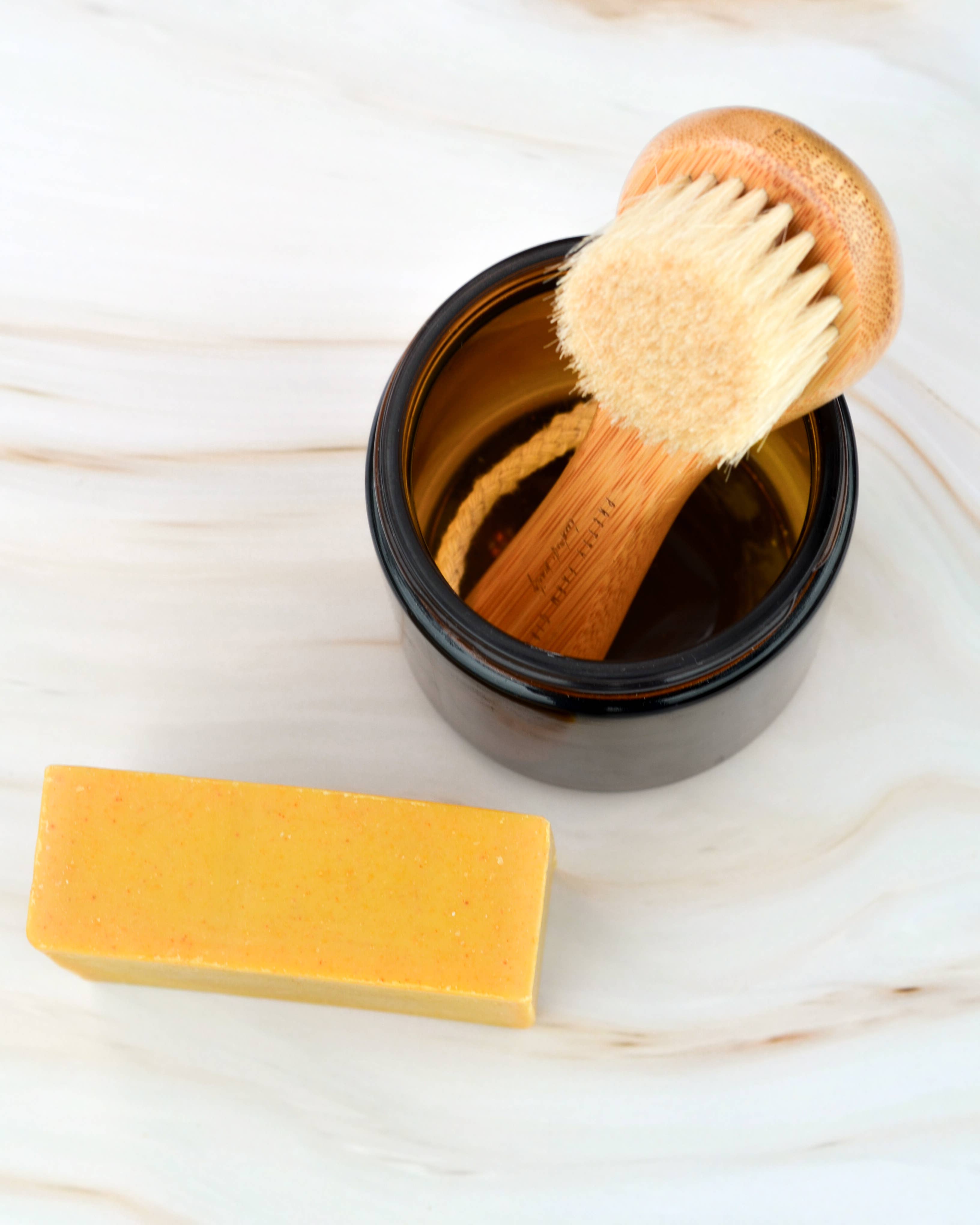 Pretty farm girl - Vente Pains de savon - Savon Éclaircissant à la Vitamine C et au Bakuchiol4