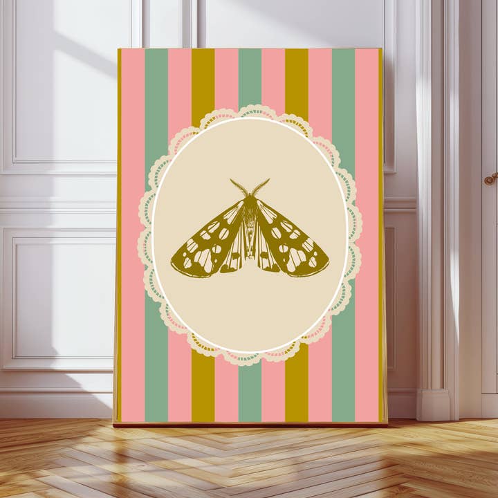 Lyserød Stribet Sommerfugl Kunsttryk for engroshandel hos Kumo Art Prints