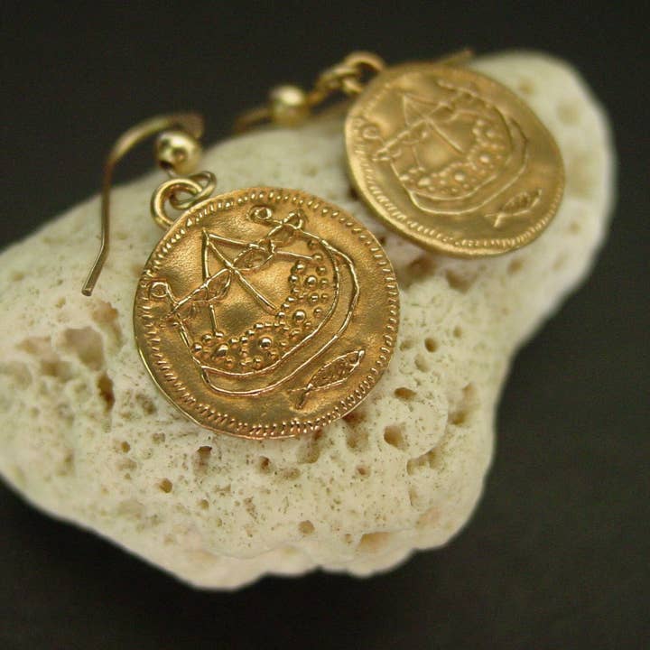 Vis a Vis Jewelry - Wholesale Hangende/ronde oorbellen - Kleine Viking Drakkar munt-oorbellen