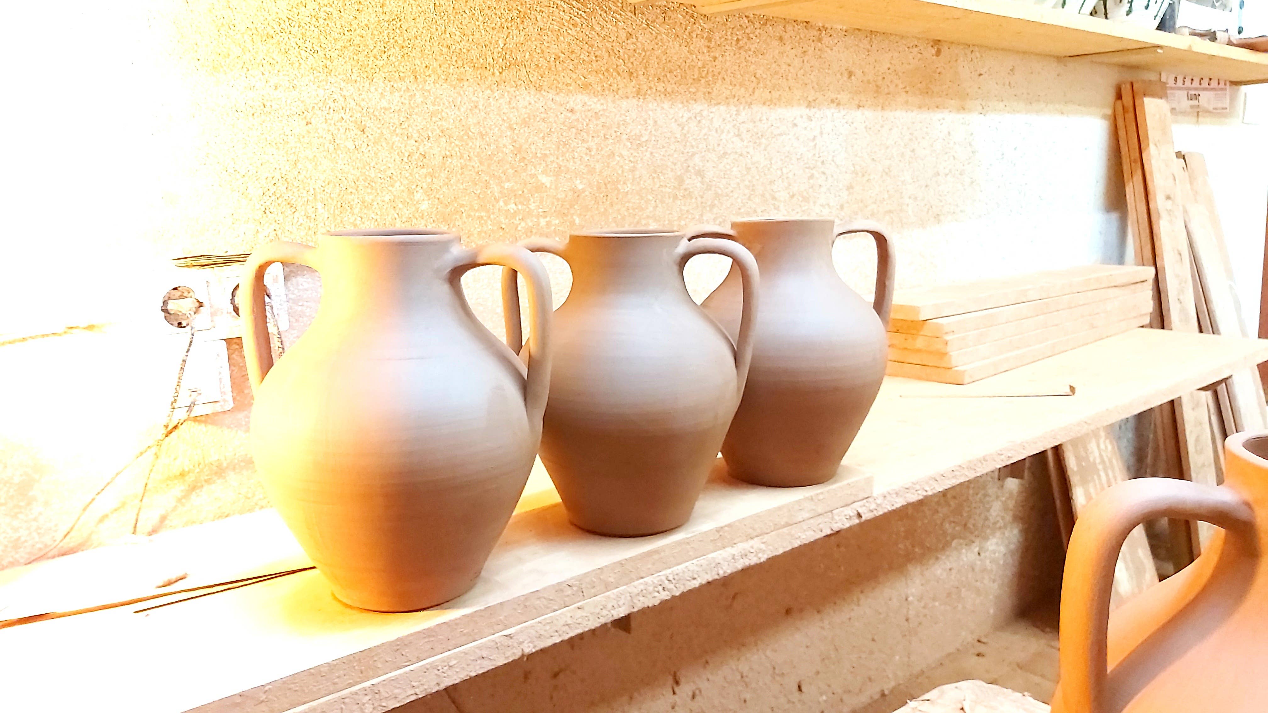 Cerámica Roca Caus - Wholesale Vase - White and terracotta vase.7