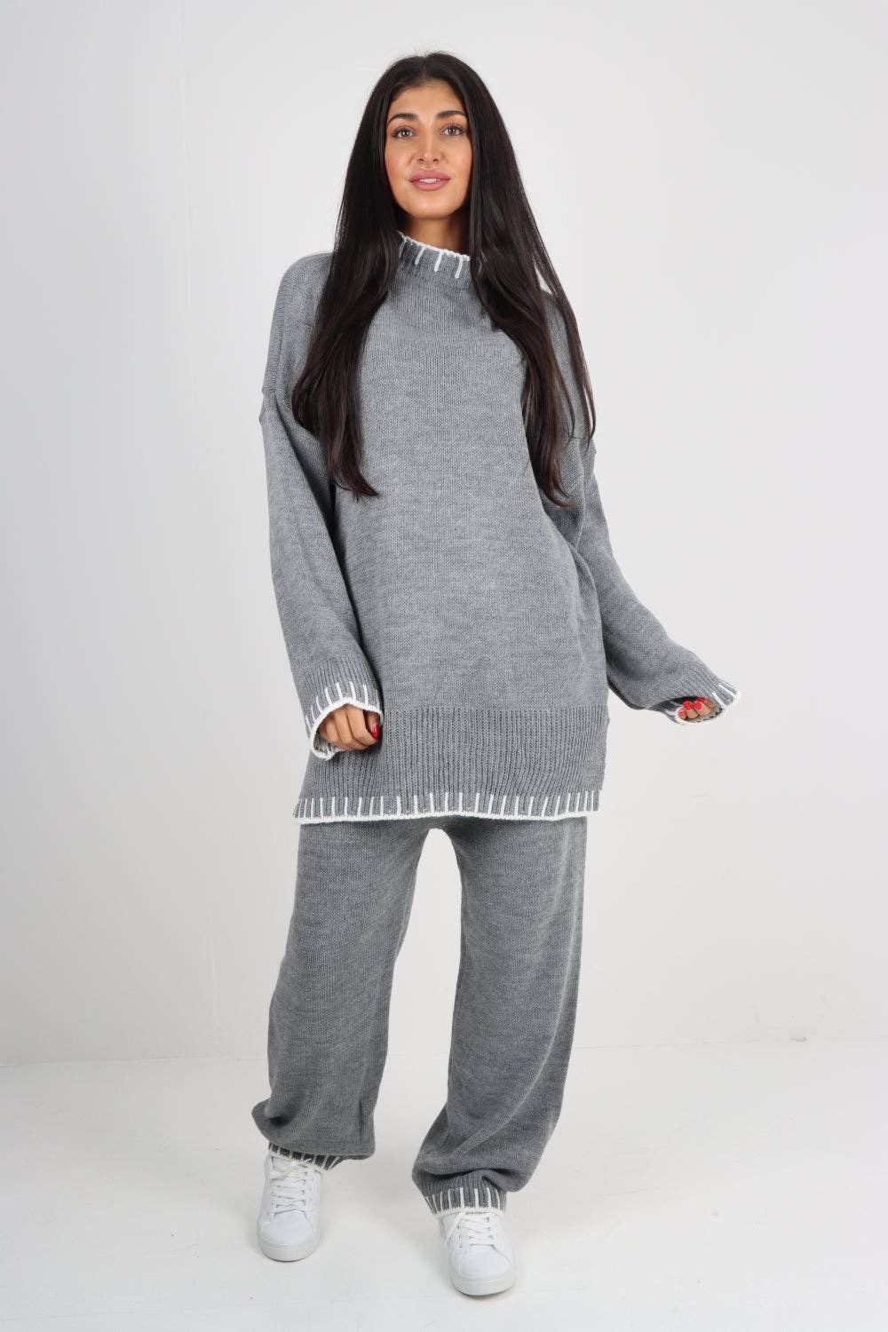 Miss Bold – Engroshandel Loungesæt - Dame – Italienske oversize strikkede sæt i matchende design12