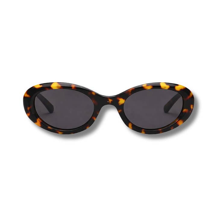 Hayek Carey. Solbriller af acetat for engroshandel hos Minue Opticians