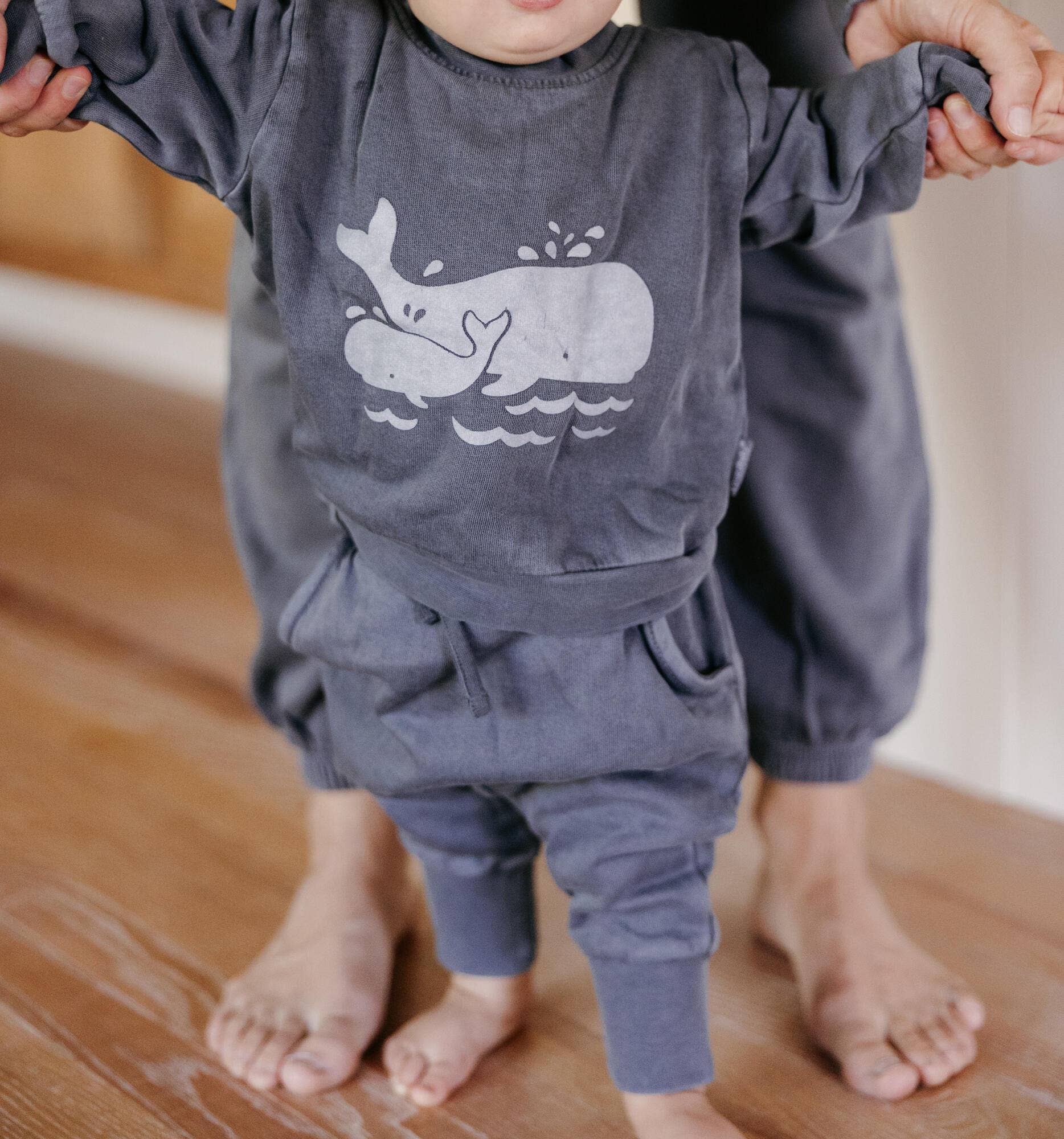 L'ovedbaby - Wholesale Top & Pant Set - Baby - Moonstone Whale | Organic Cozy Graphic Sweatshirt & Jogger Set4