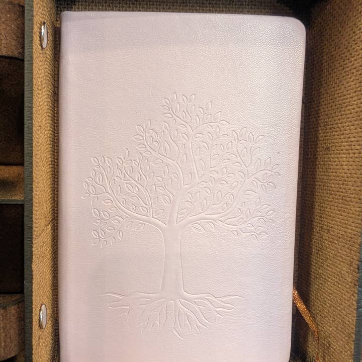 The Nerdy Wolf - Wholesale Journal/Diary - Journal Kit with Glass Dip Pen, Ink, and Wood Gift Box10