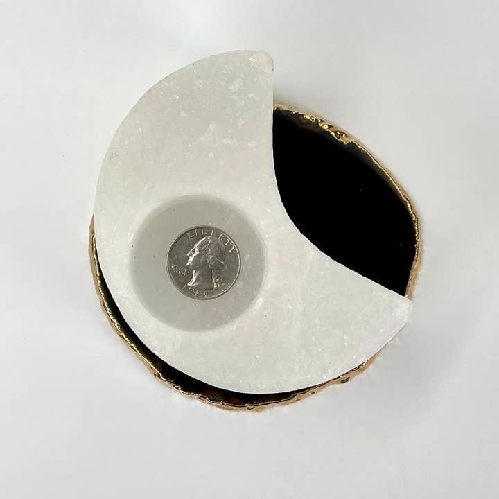 Rock Paradise - Wholesale Candle Holder - Crystal Himalayan Salt White Moon Candle Holder