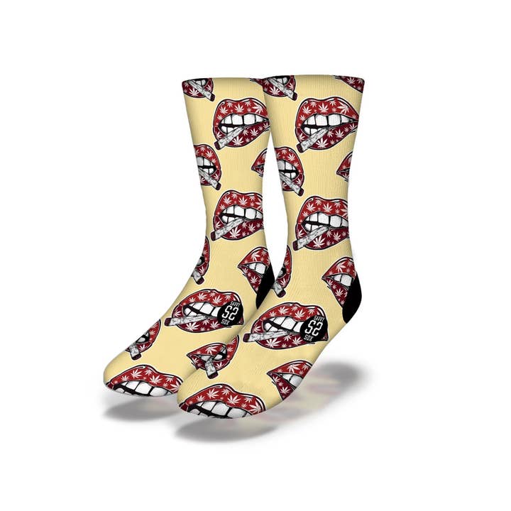 Savvy Sox - Wholesale Socks - Unisex - Cannabis Lips Socks1