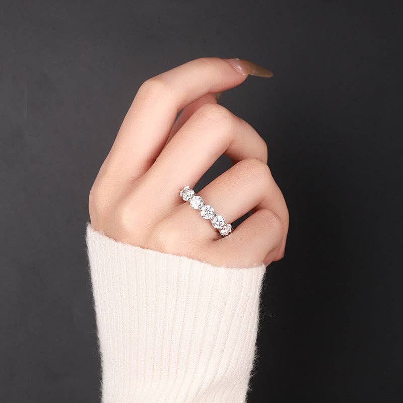 Perimade & Co. LLC – Großhandel Verlobungsringe – Acht Moissanit-Verlobungsring aus 925er-Sterlingsilber7