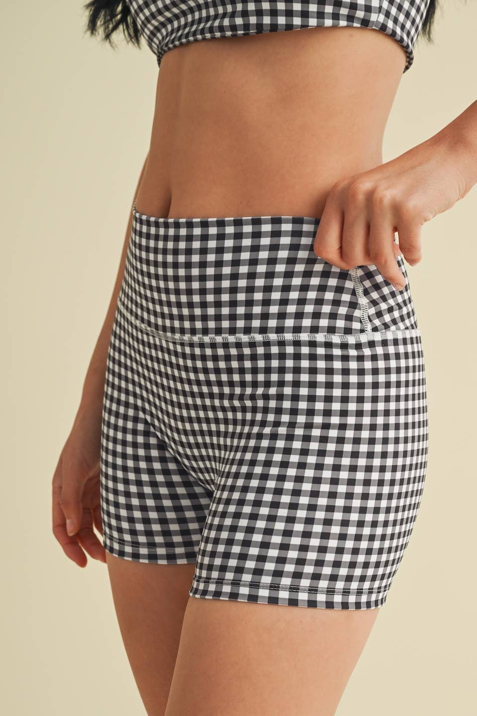 KIMBERLY C – wholesale Athletic shorts – Women's – Gingham Print Mid-Rise Mini Shorts20