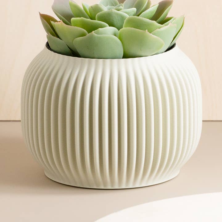 Plant Pot - BAY - Contemporary / Scandinavian / Minimal for wholesale by heimdesign