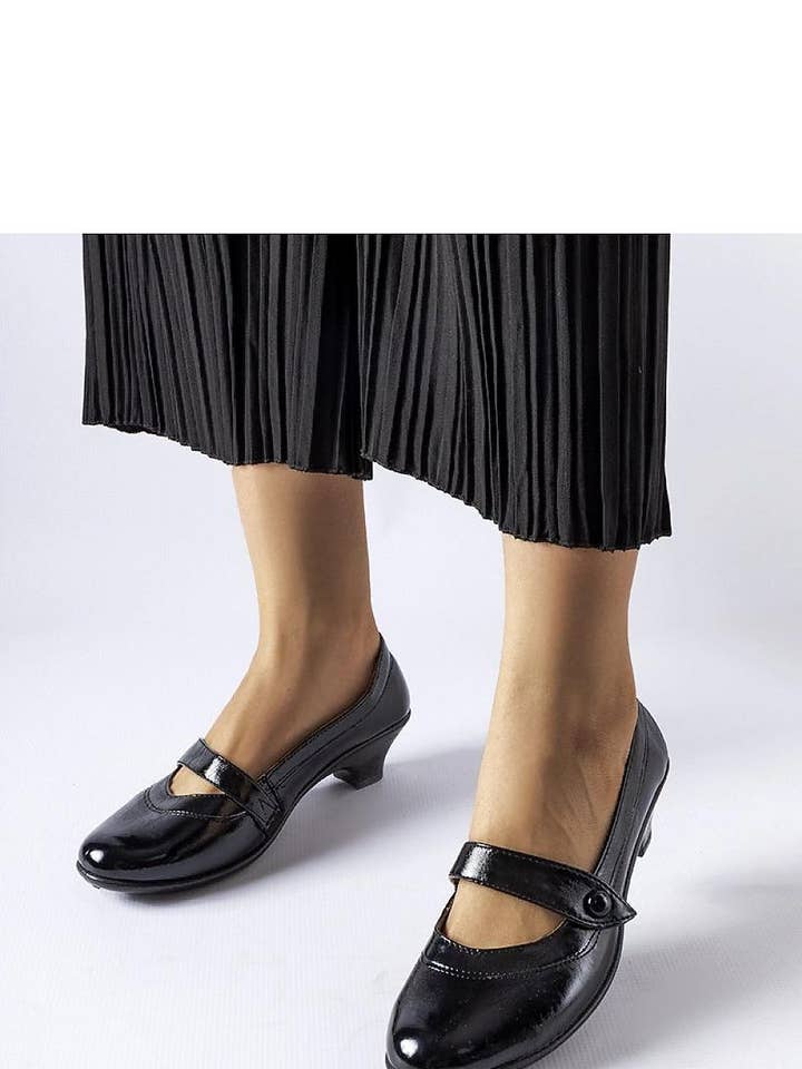 Heeled ankle boots Model 204768 Solea for wholesale by Lieber Deem Marktplatz