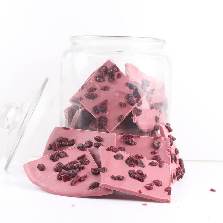 Choco Mon Amour – wholesale Choklad – Ruby choklad med tranbär