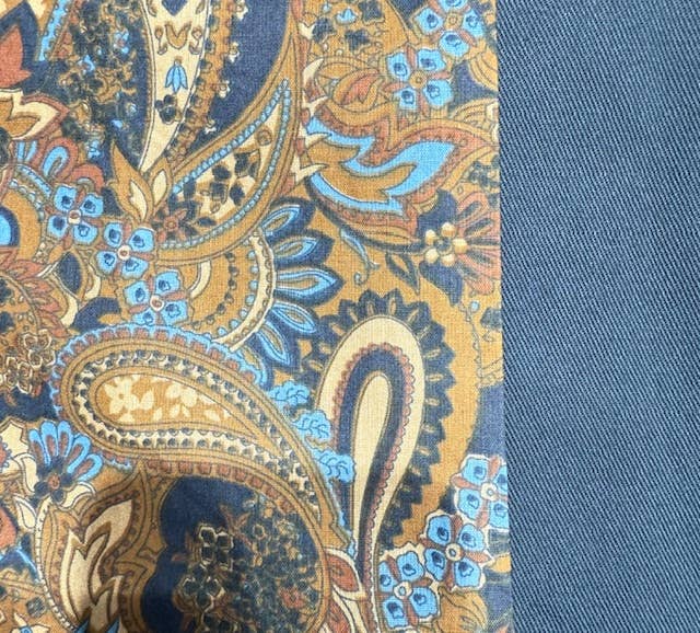 MOOYA - Wholesale Trench Coat - Women's - Long cotton trench coat with paisley lining - MY023