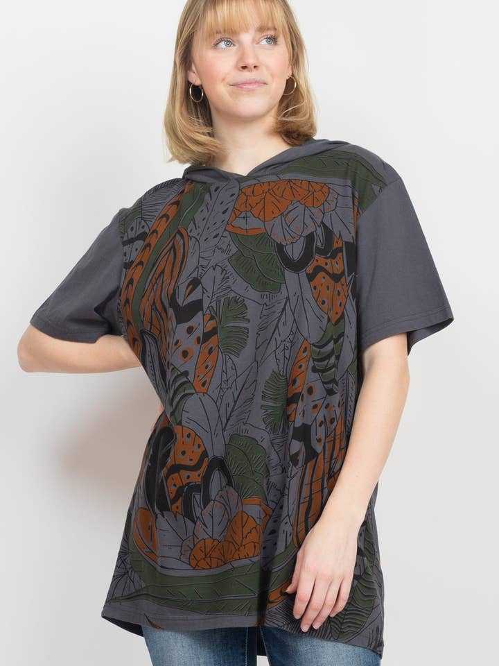 Feathers Hoodie Tee for wholesale by Lakhays Collection Inc.