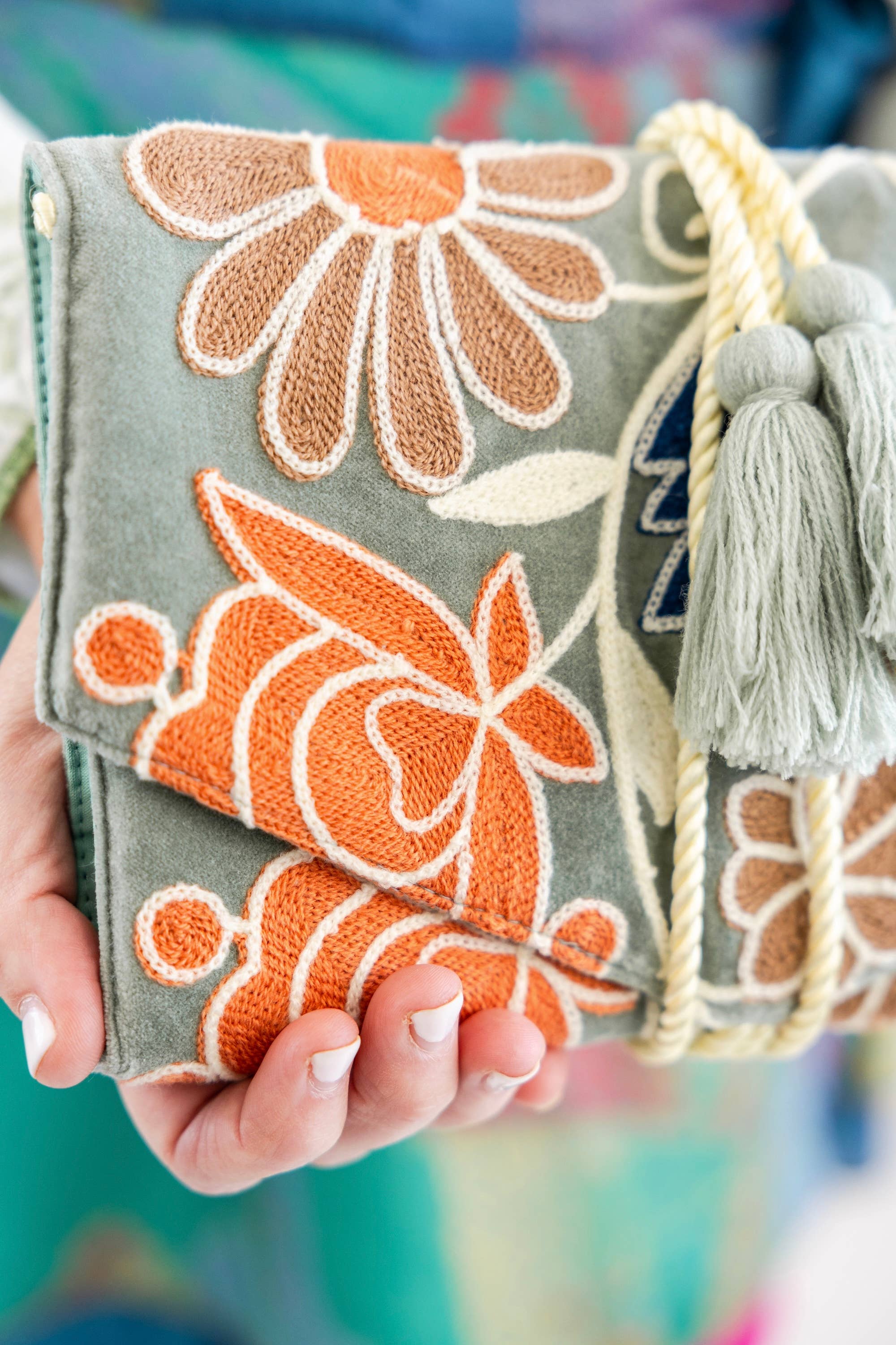 Rahab's Rope - Wholesale Jewelry Box/Organizer - Embroidered Velvet Jewelry Organizer Mint4