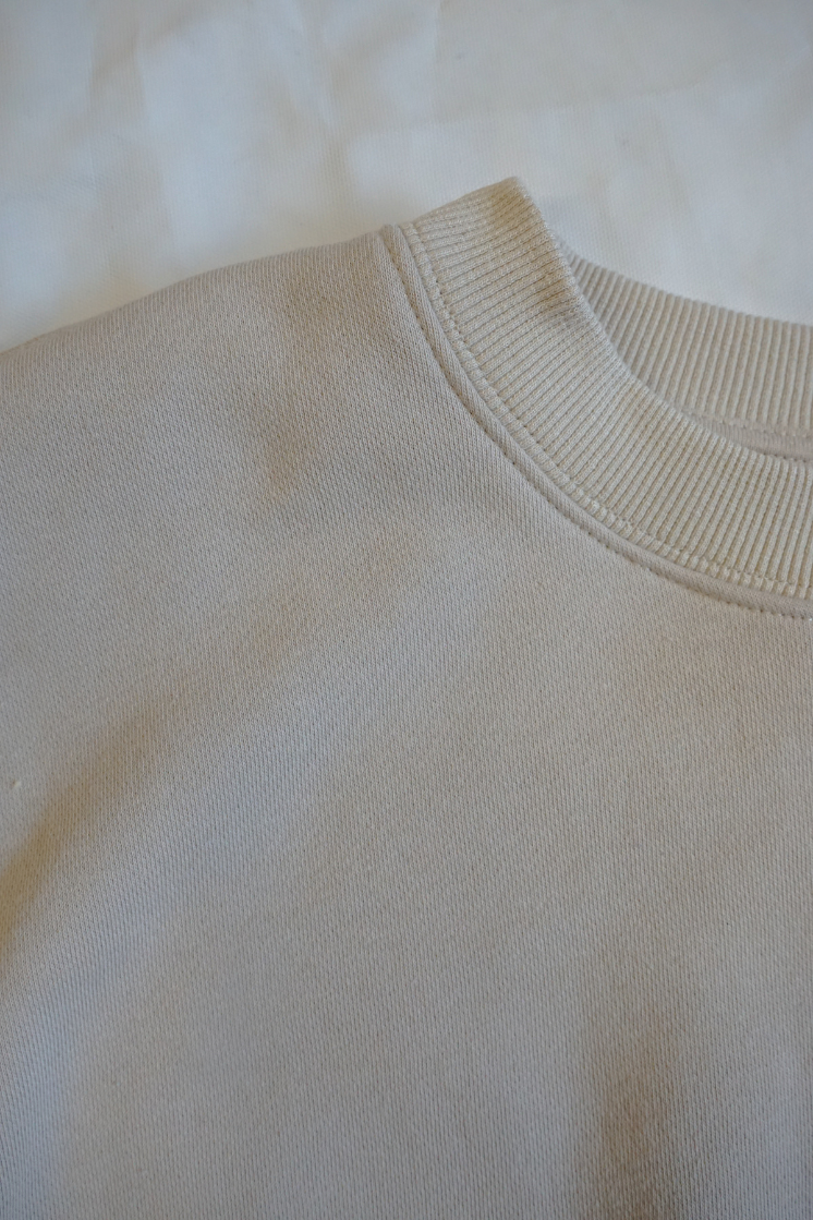 Cream UMD Hockey Throwback Crew for wholesale on Faire5