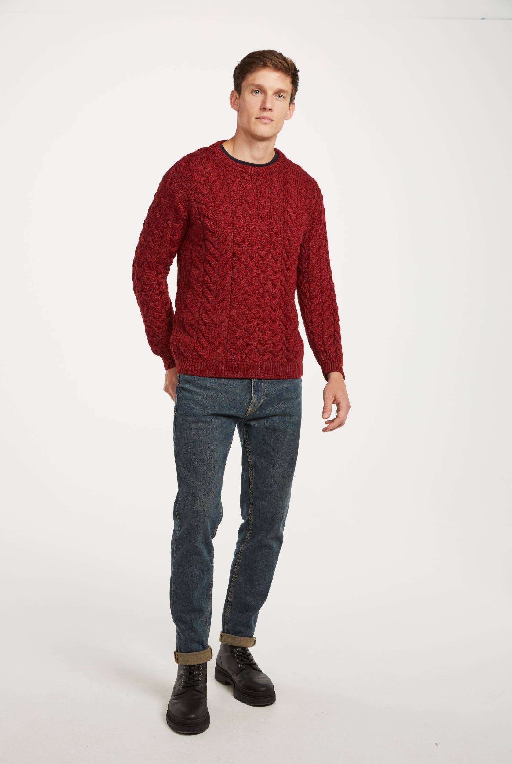 Aran Woollen Mills - Venta al por mayor Jersey de punto - Hombre - Suéter Omey Aran de cuello redondo para hombre - Rua Red2