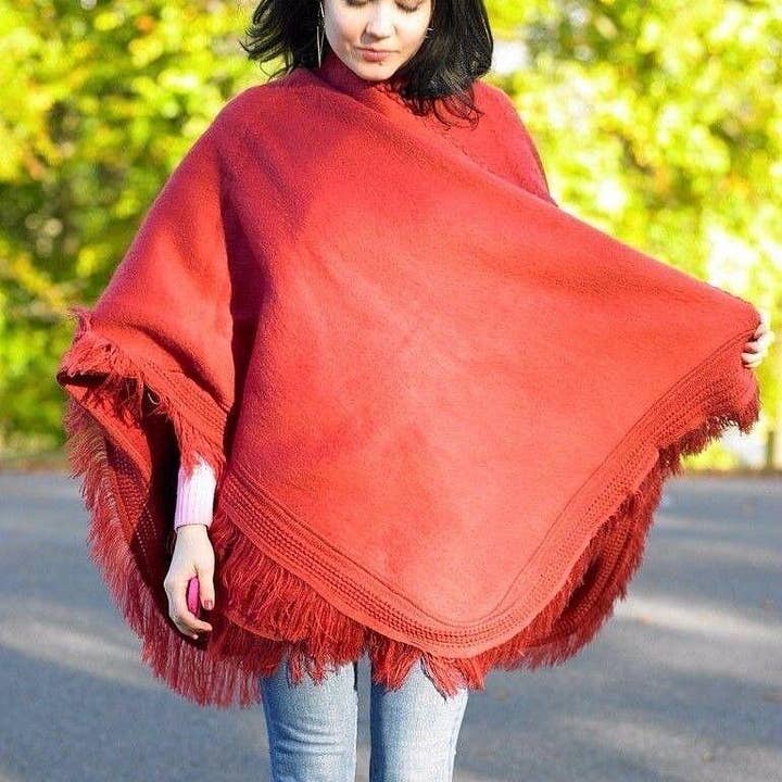 ECUALAMA - Wholesale Poncho - Dames - Handgeweven baby-alpacawollen poncho met franjes, omhulsel voor alle seizoenen, één maat3