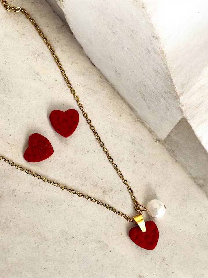 Heart Jewelry Set - Necklace & Stud earrings for wholesale by Showy LLC