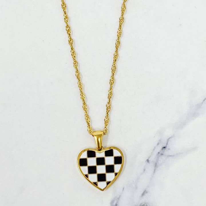 Ellison+Young – wholesale Pendant/charm necklace – Checkered Heart Necklace4