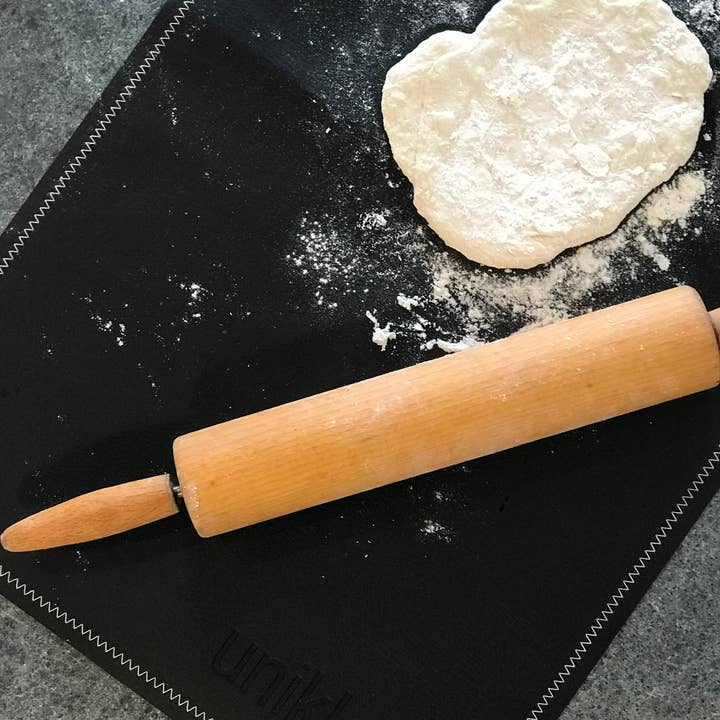 Uniklook - Vente Matelas/tapis à langer – bébé - Mini tapis en cuir végétalien Raven+ Blanc4