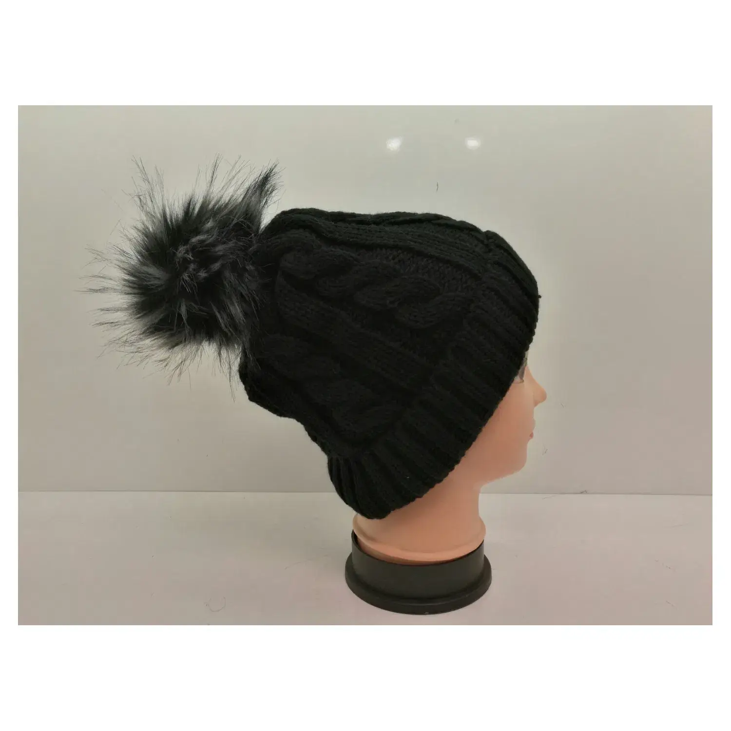 Superbia - Vendita all'ingrosso Berretto - Donna - PomPom Hat-101 abbinato a trecce in pelliccia sintetica foderato in pile6