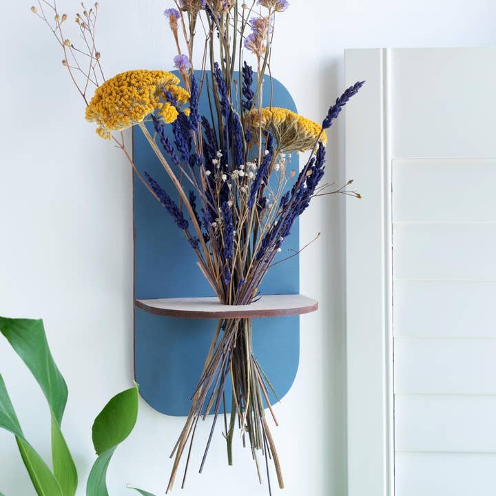 Estante para flores secas, color azul lavado para venta al por mayor de Studio Wald - UK Made