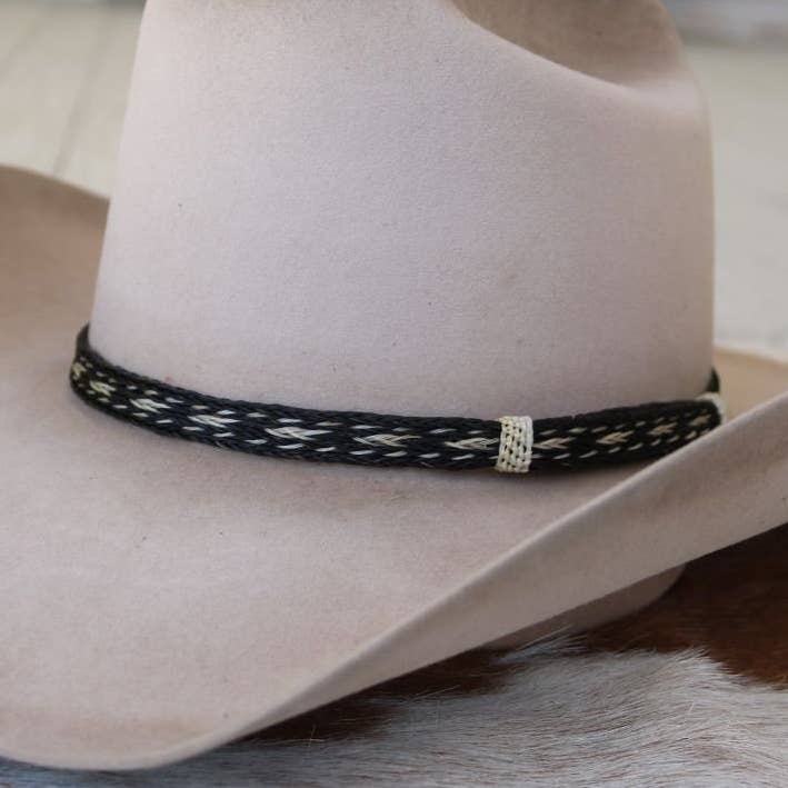 Geflochtenes Hutband aus Rosshaar - Schwarze Socken für den Großhandel von Willow Lane Hat Co.