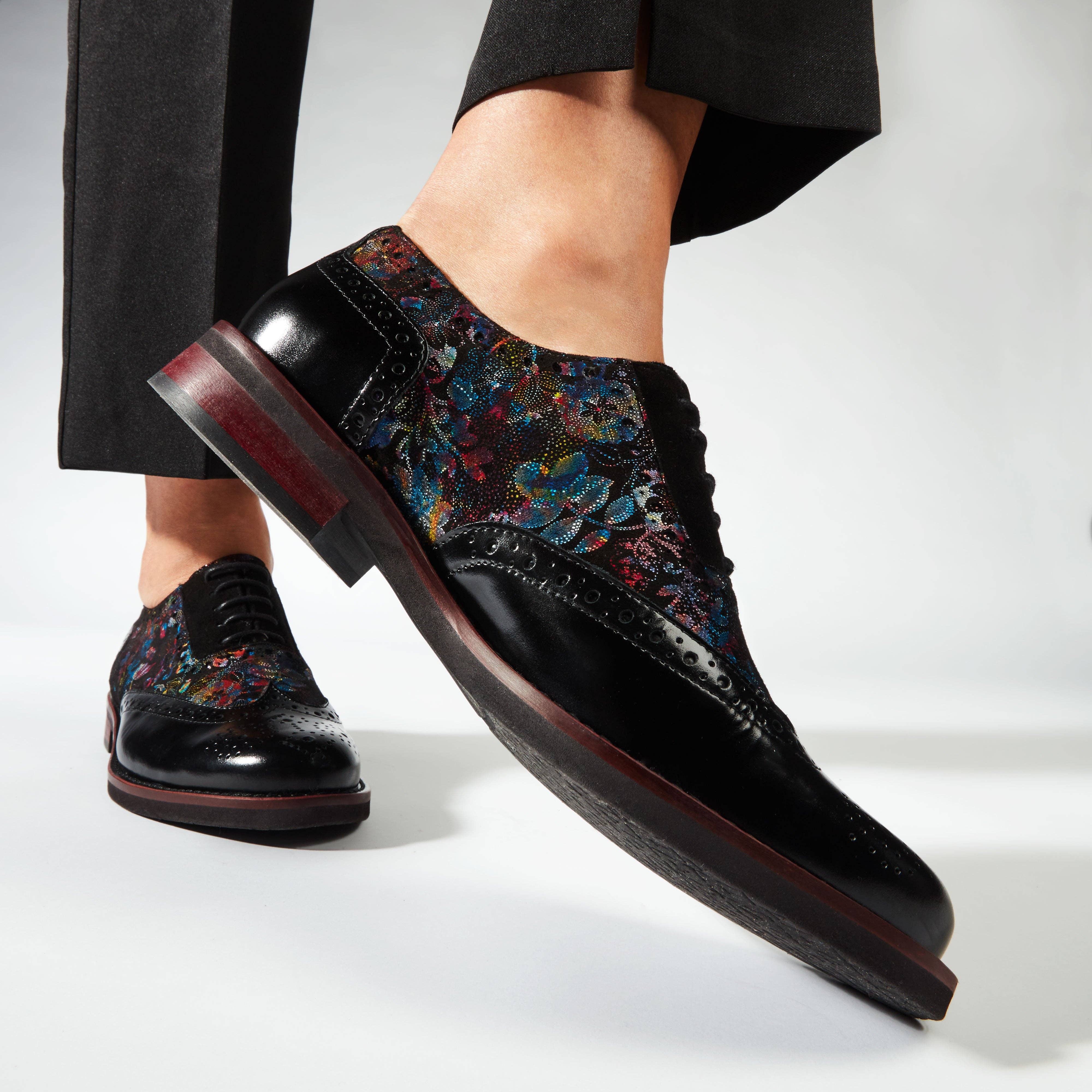 Embassy London – wholesale Brogue shoes – Women's – Vivienne - Black Flower4