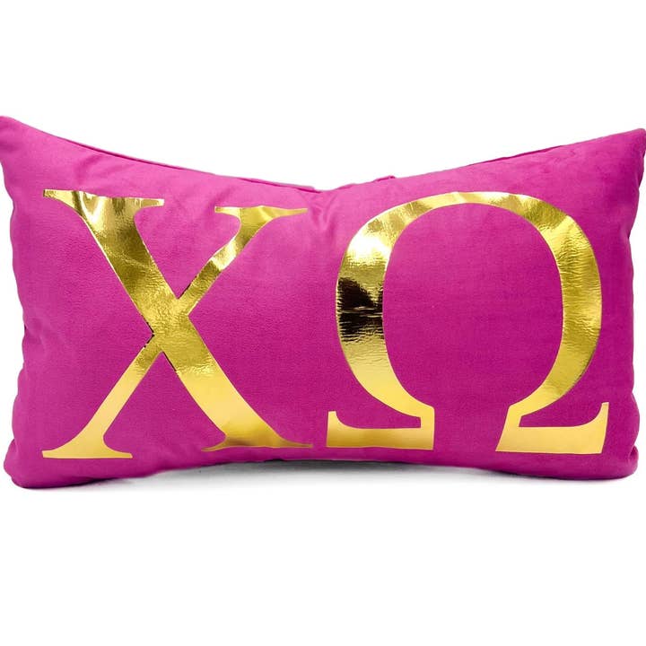 Fuchsia Fluweel Goudfolie Griekse Letters Sorority Kussen voor wholesale door Rachel Brooks Design, LLC