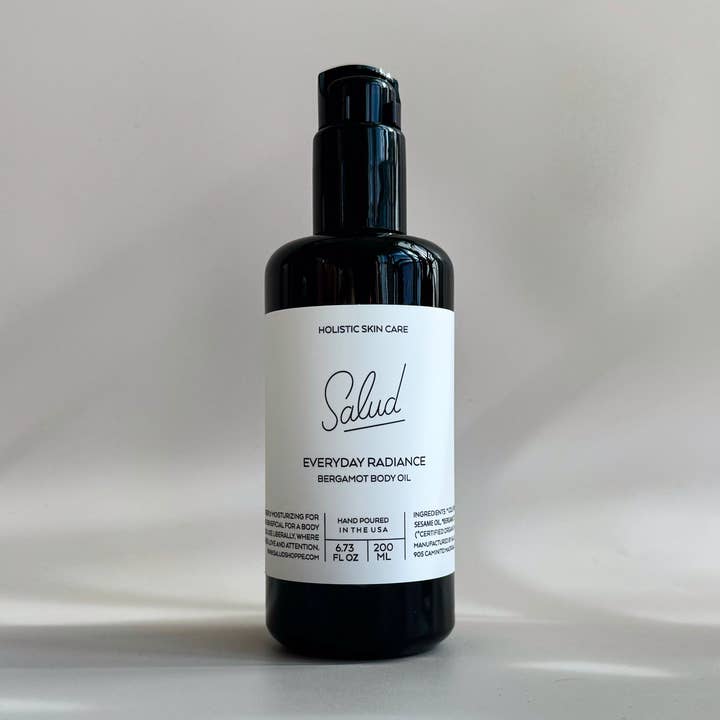 Everyday Radiance Body Oil | 8 fl oz / 236.5 ml for wholesale by Salud