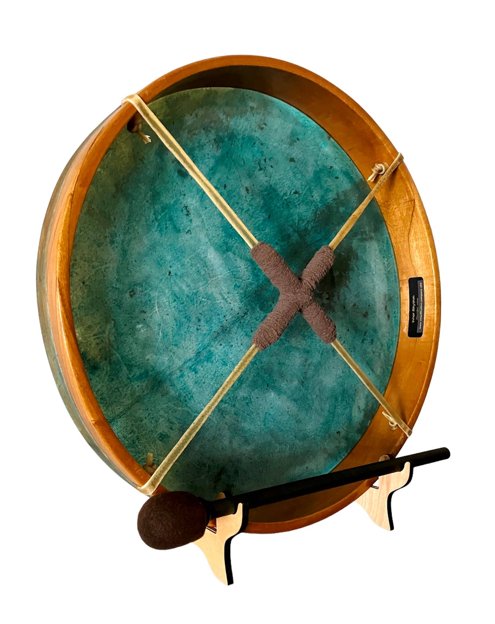 inRhythm - Vente Sculpture - Tambour Chamanique Green Earth avec support d'exposition et options de sac de transport1