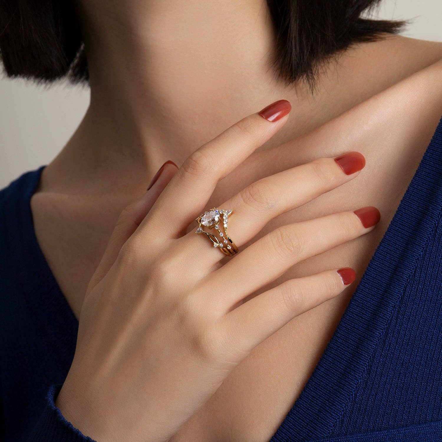 Dissoo - Wholesale Jewelry Set - Dissoo® Side Stones 1.5CT Oval Cut Moissanite Three-Piece Bridal Set14