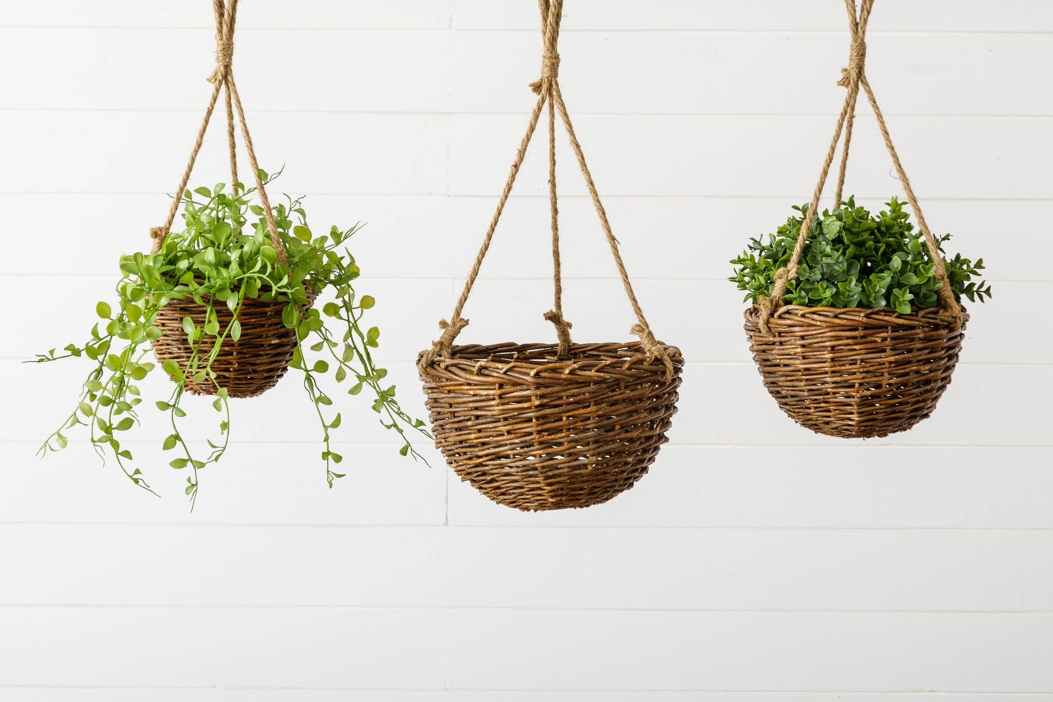 Audrey's Home & Gift - Wholesale Basket - Hanging Willow Baskets (Set Of 03)1