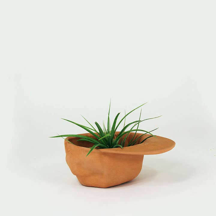 Wyatt Little - Wholesale Plant Pot - Small Hat Planter1
