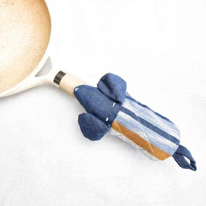 Upavim Crafts - Wholesale Oven Mitt/Pot Holder - Dog Skillet Handle Holder11