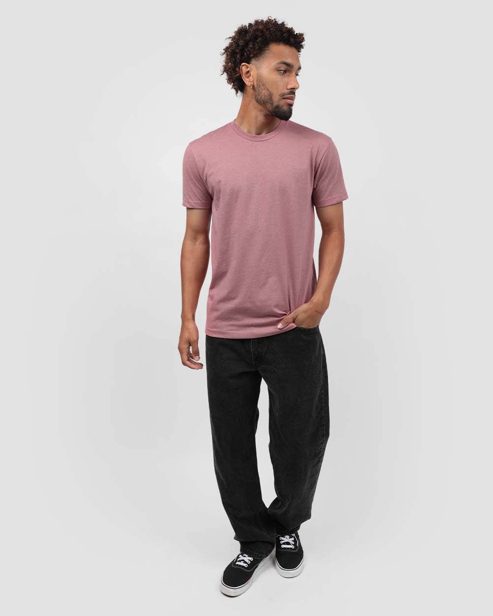 INTO THE AM - Wholesale T-Shirt - Men's - Men's Premium Fitted Plain Blank T-Shirt11