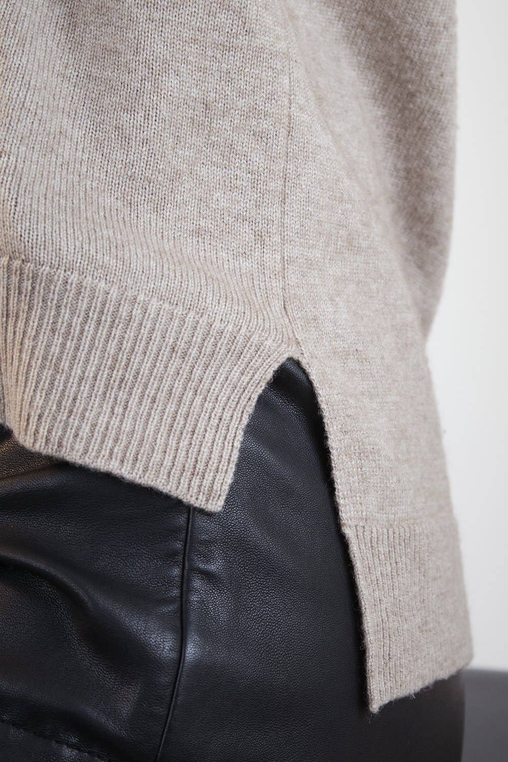 Treasure Atelier Copenhagen - Wholesale Knit Sweater - Women's - Mariluz Jumper - Biege4