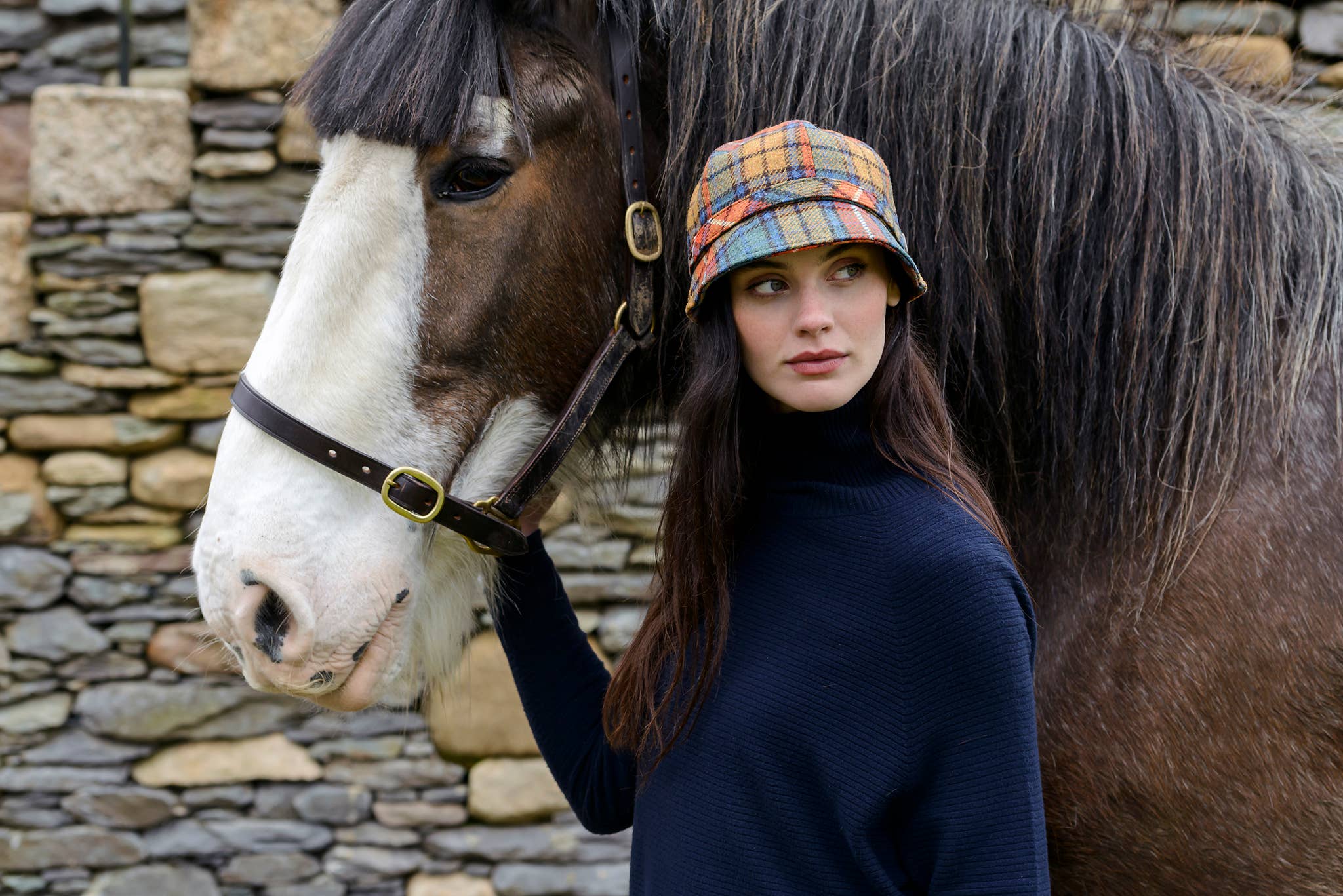 Mucros Weavers - Wholesale Cloche Hat - Women's - Ladies 100% Wool Flapper Hat 60
