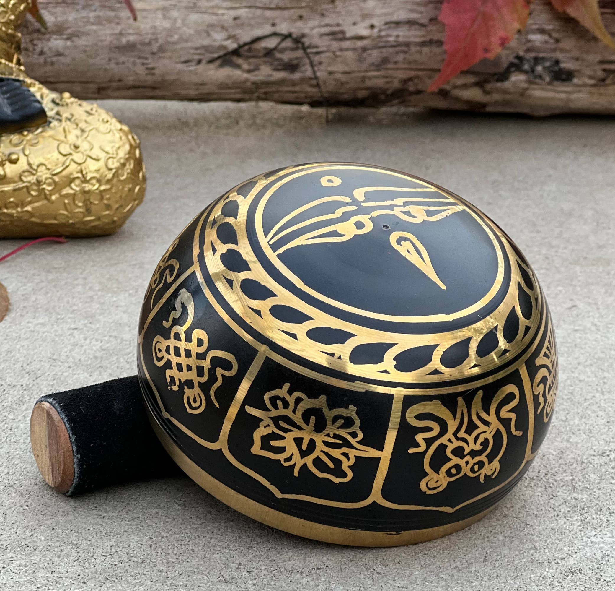 Lungta Imports - Wholesale Meditation Supplies - Singing Bowl Complete Set ~ 8 Lucky Symbols ~ For Meditation28