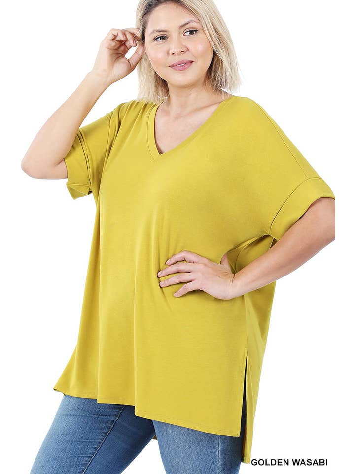 42POPS - Wholesale Tunic - Women's - `"..._ Plus size V Neck Top w/ side-slit
