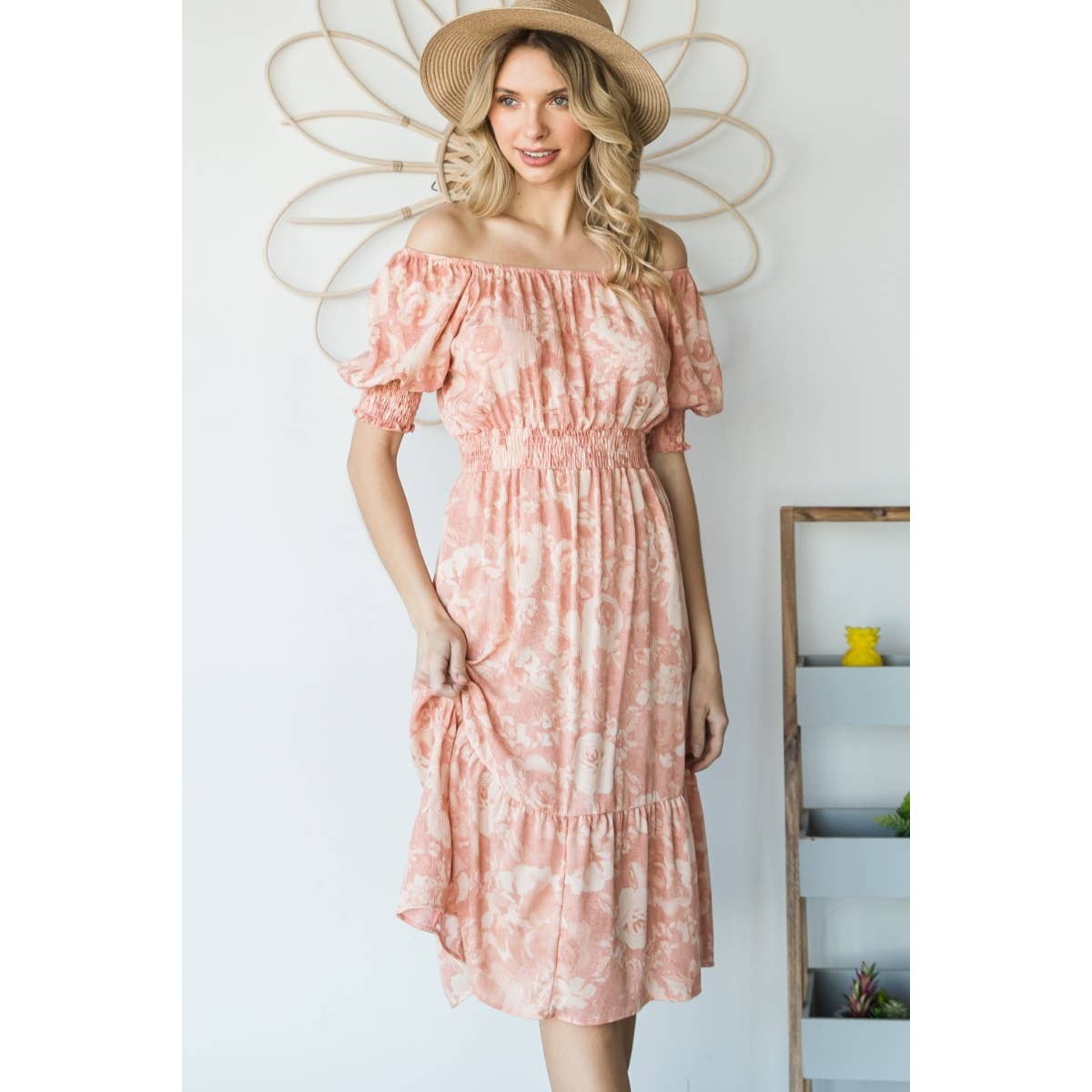 Perzik Vintage midi-jurk met bloemenprint en vierkante hals voor groothandel op Faire5