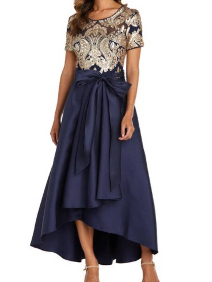 Robe de soirée Hi-Lo « Mère de la mariée » de RM Richards pour la vente par New Yorker's Apparel