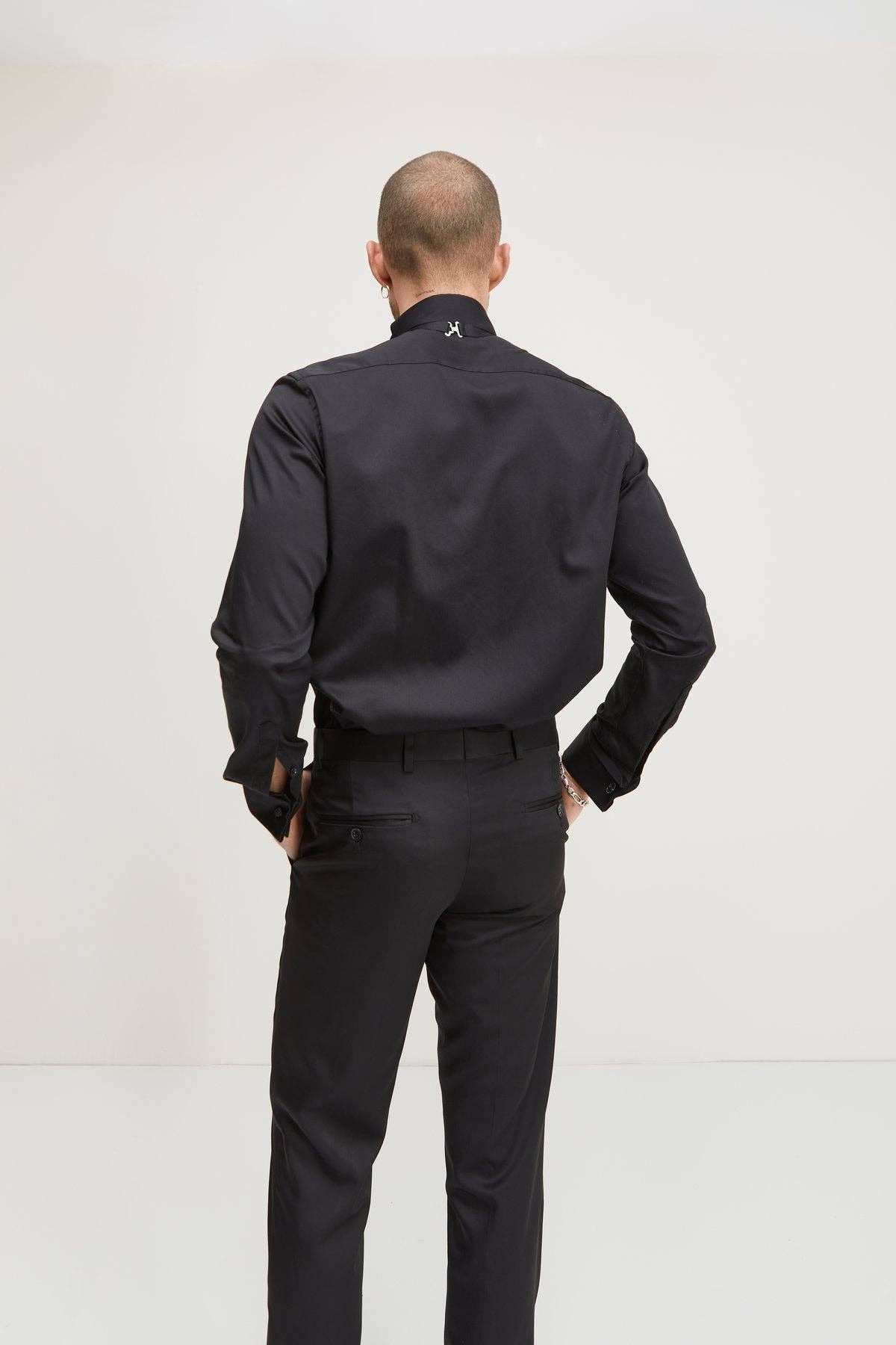 SCHWARZ SCHWARZ Pique Bib Smokinghemd für Herren - Schwarz Schwarz für den Großhandel auf Faire5