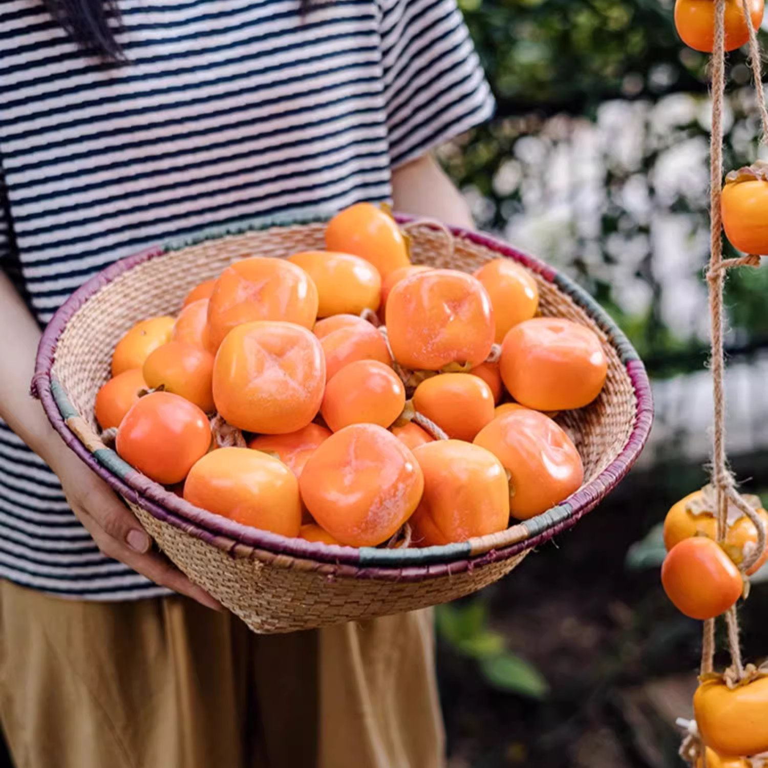 Rustic Reach - Wholesale Artificial Plant - Artificial Persimmon Fruit String Decor 33.8" Long5