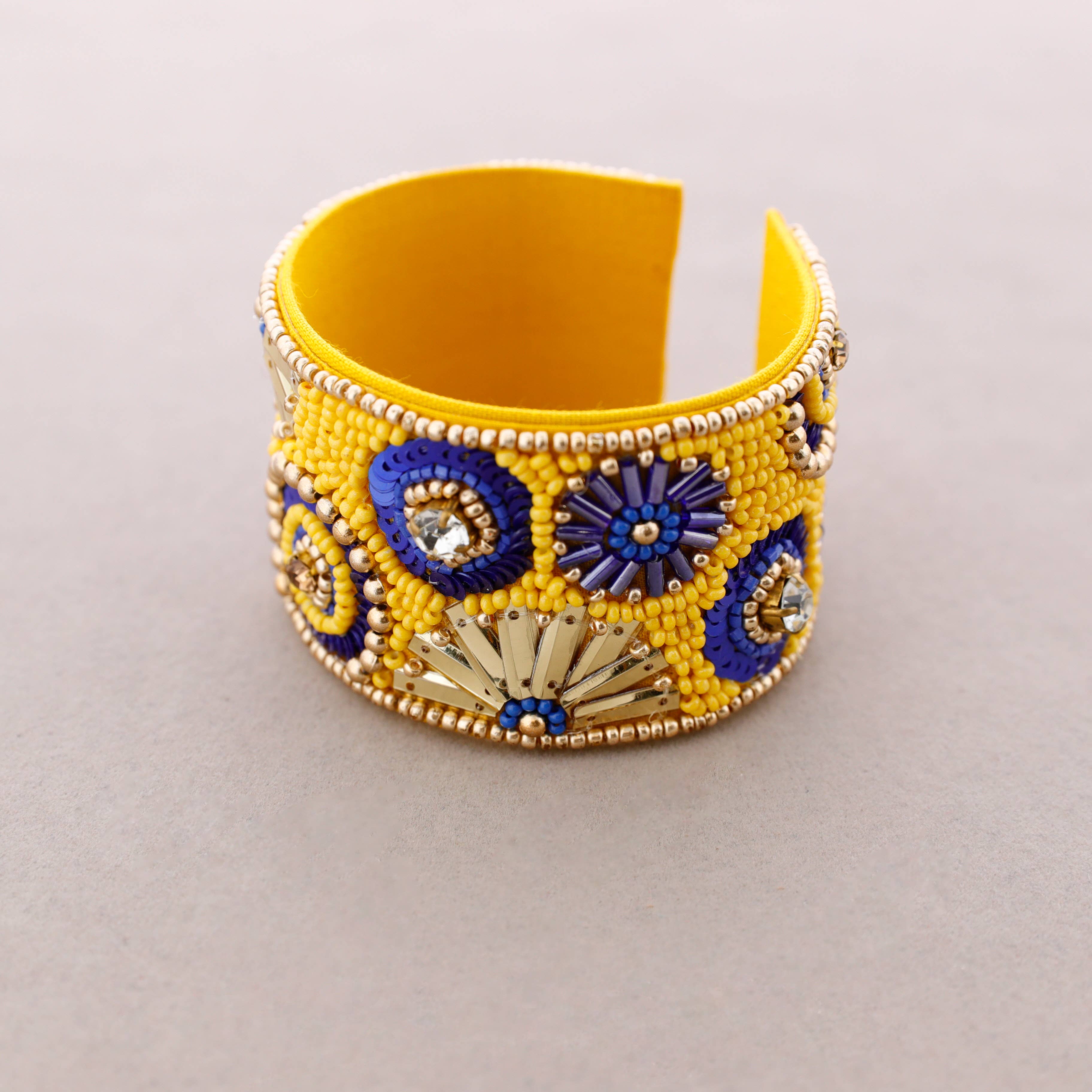 Sonata - Venta al por mayor Bisutería - Pulsera Etnica Ajustable Abalorios0