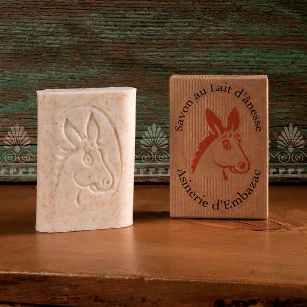 SAPONE ESFOLIANTE AL LATTE D'ASINA per la vendita all'ingrosso da parte di Asinerie d'Embazac