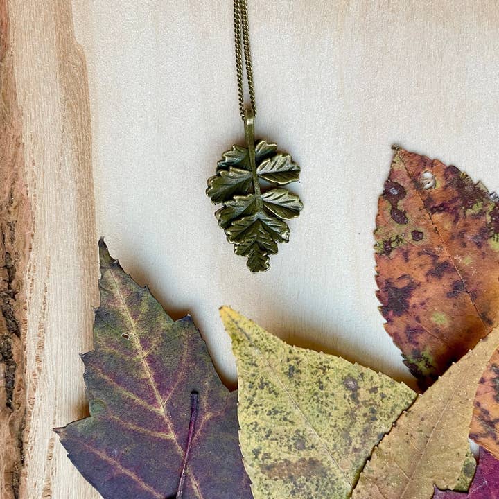 Black Oak Leaf for engroshandel hos 2 ODD BIRDS