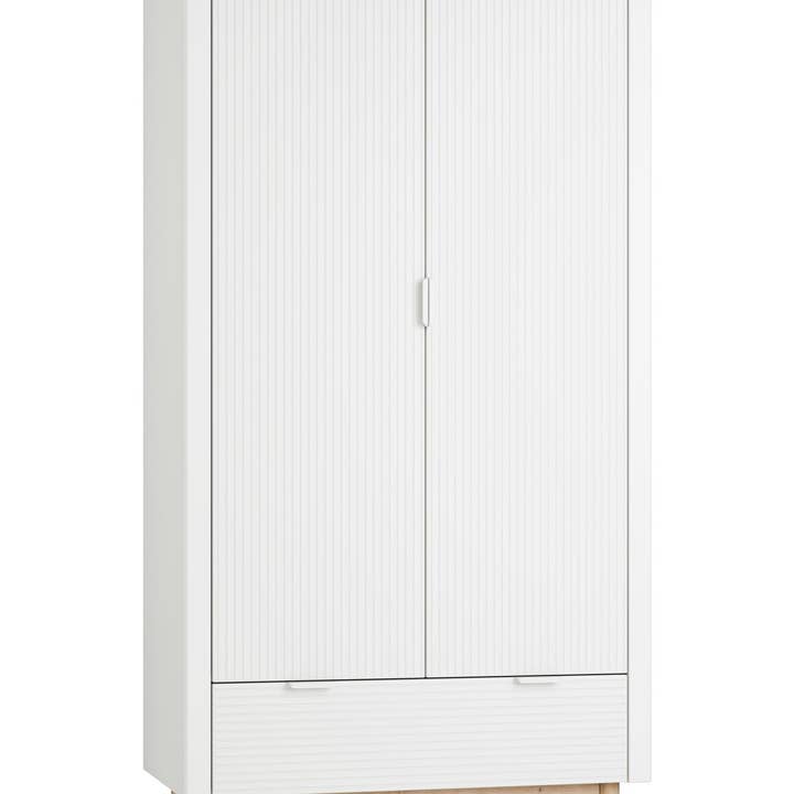 Maria 2-türiger Kleiderschrank + 1 Schubladenschrank Weiße Farbe für den Großhandel von SCANDINAVIAN STORIES by MARTON